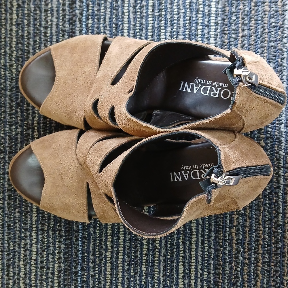 Cordani Electra Made In Italy Suede Leather Wedge Sandals Size 38 Or 8 - Picture 5 of 6